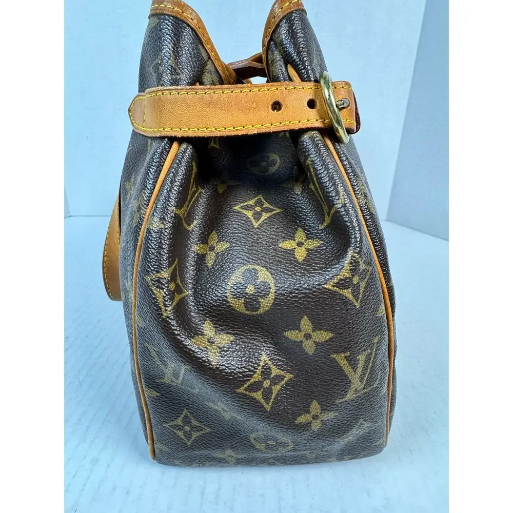 Louis Vuitton Batignolles Horizontal Monogram Tote Bag COA